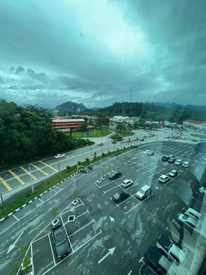 Samsara Studio Apartment At Kompleks Mutiara Gm Gua Musang Exteriör bild